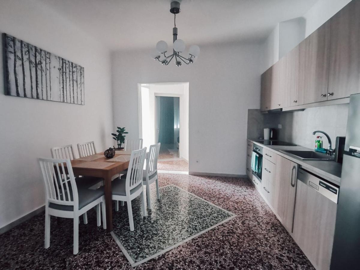 Rodies Apartment Халкис Екстериор снимка