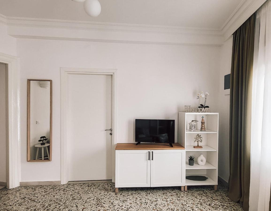 Rodies Apartment Халкис Екстериор снимка